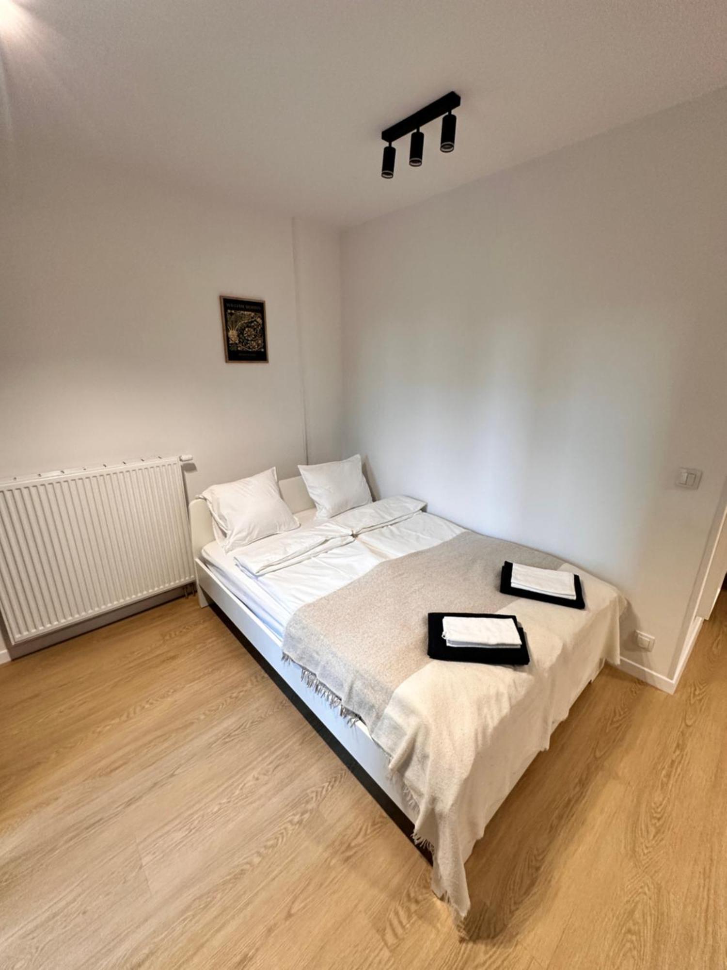 Lineburg Villa Apartments Варшава Экстерьер фото