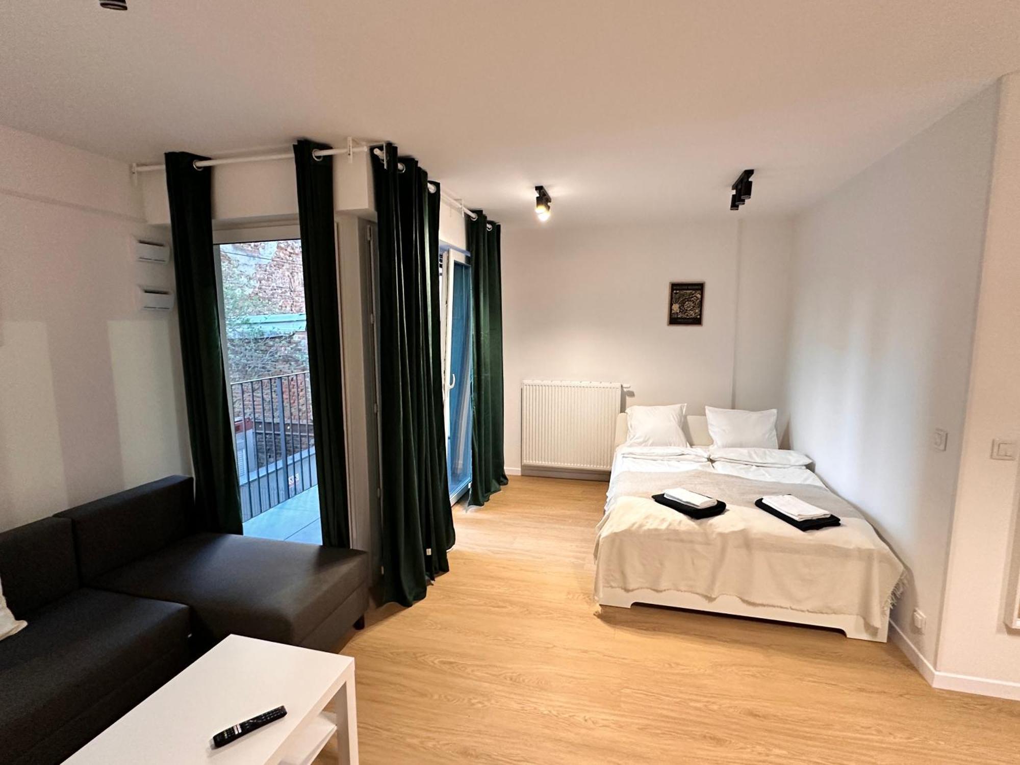 Lineburg Villa Apartments Варшава Экстерьер фото